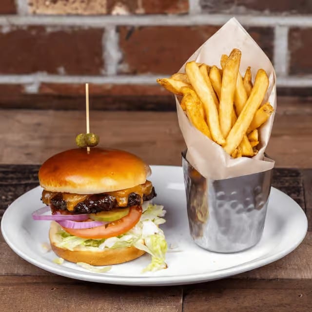 Original House Steak Burger.