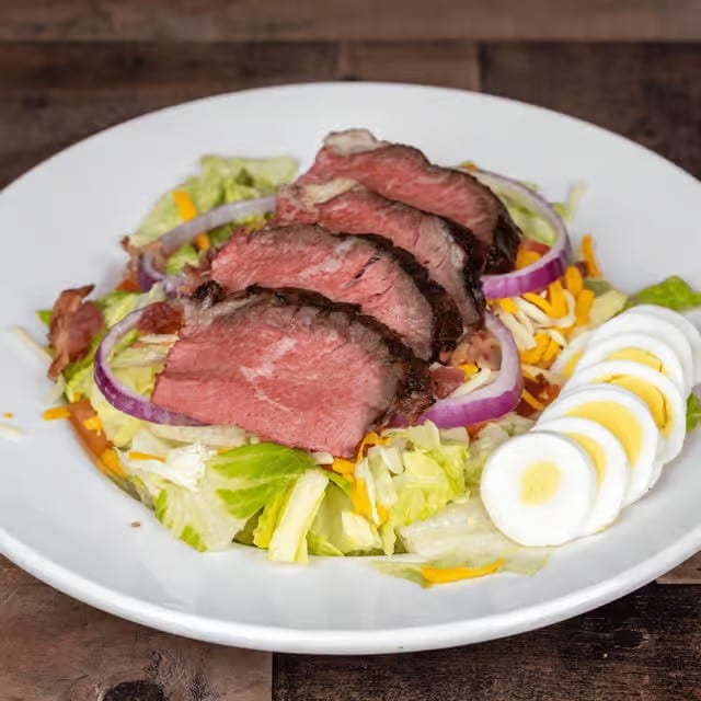 Roadhouse Chargrilled Tri Tip Salad.